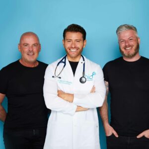 Smilling Doctors posing for picture